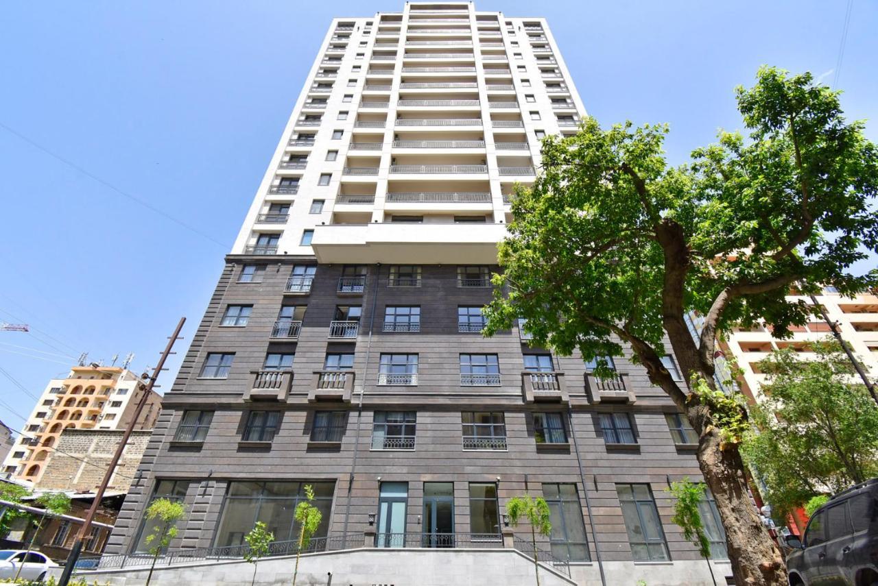 Home4You Apartments On Koghbatsi Jerevan Exteriör bild
